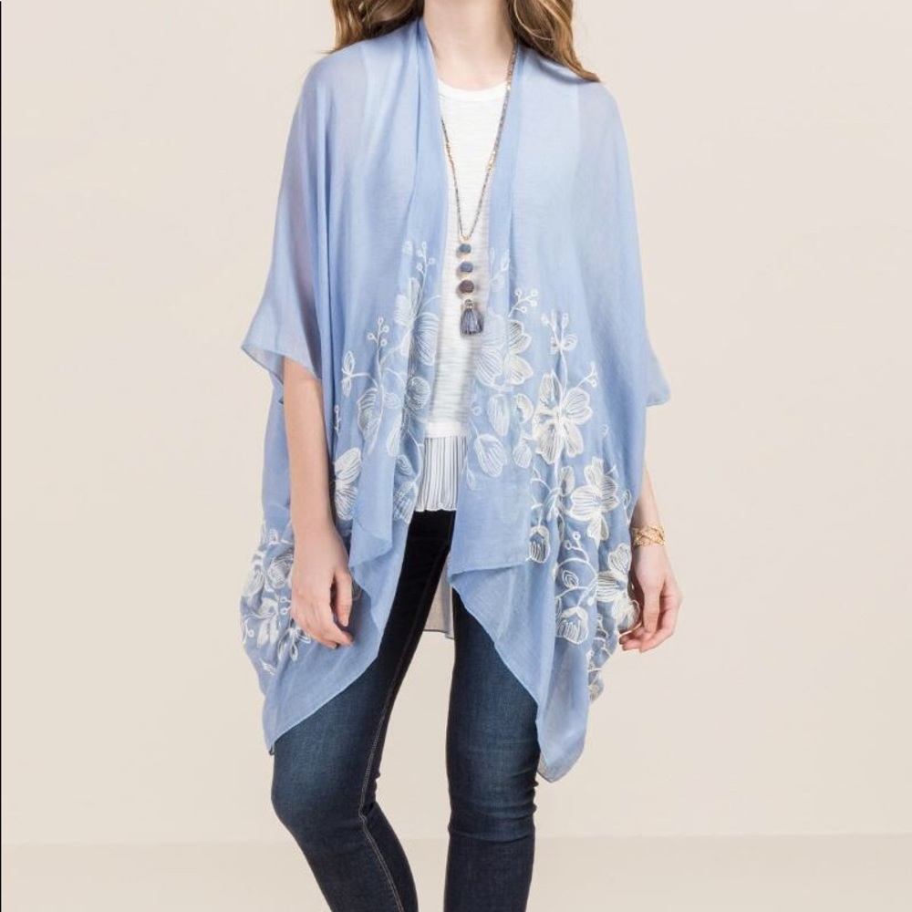 Francesca’s Floral Kimono